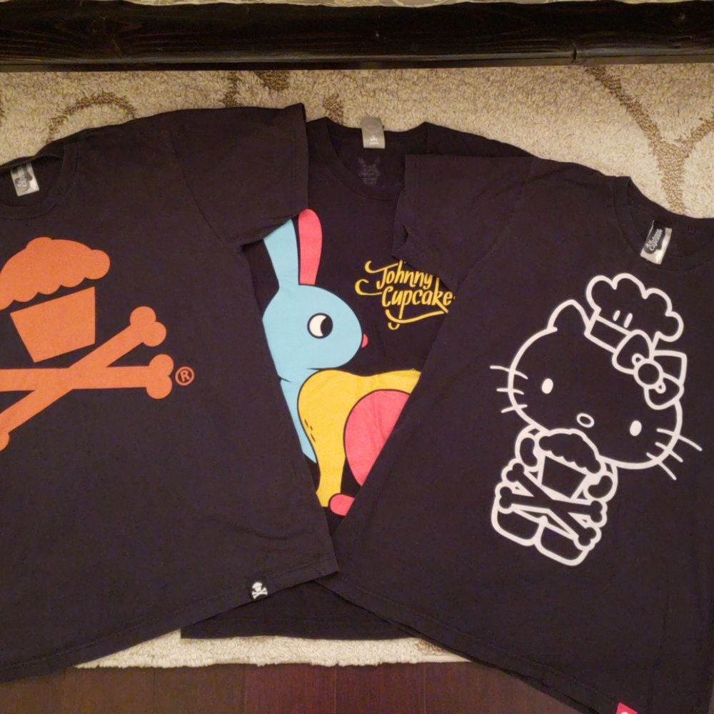 3 Johnny Cupcakes t-shirts